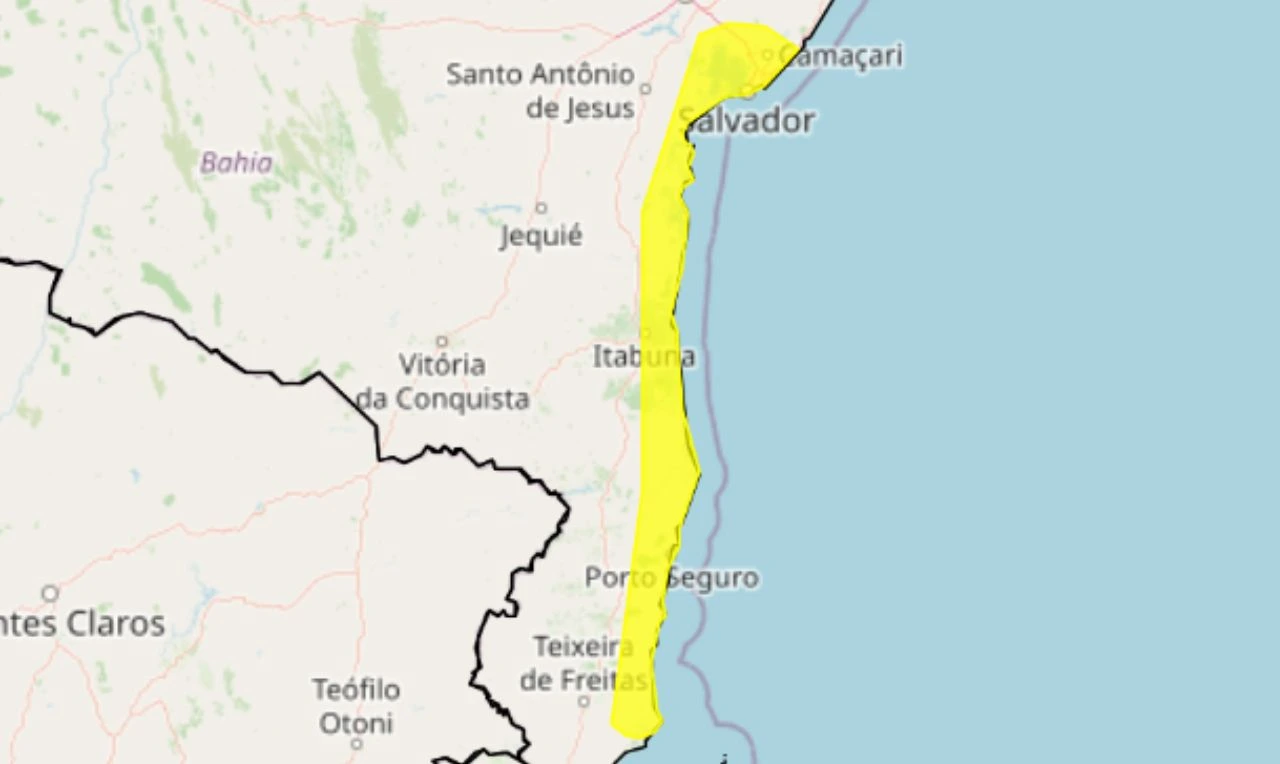 Trata-se de um alerta amarelo para acumulado de chuvas no litoral da Bahia