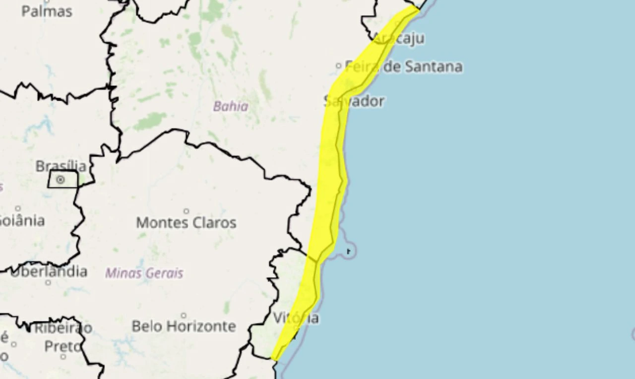 Trata-se de um alerta amarelo para acumulado de chuvas, e risco de alagamento em parte de SE, BA e ES