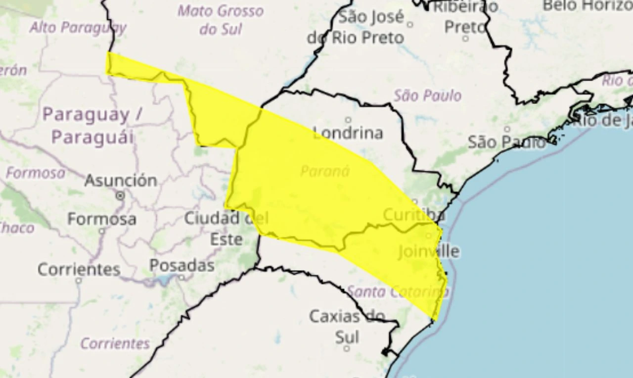 Trata-se de um alerta amarelo para chuvas intensas com risco de alagamentos e raios em parte do Centro-Oeste e Sul