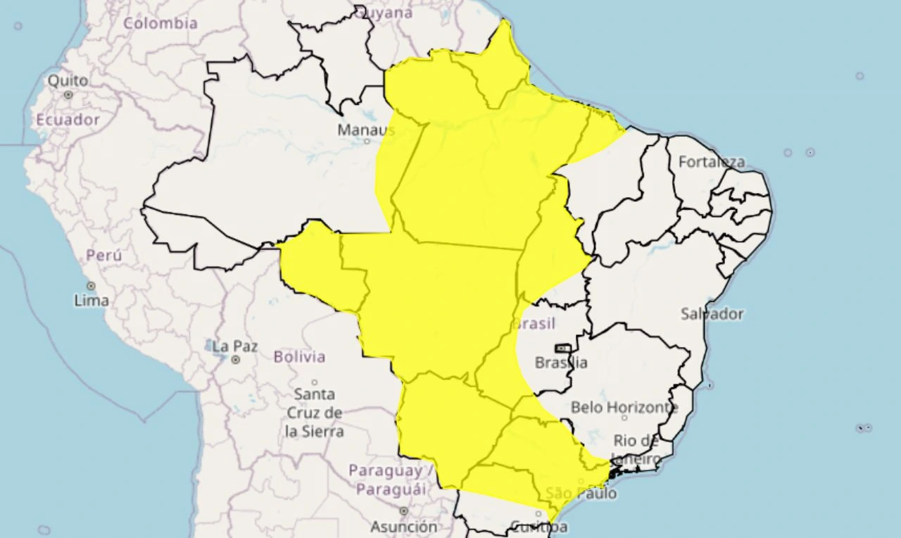 Trata-se de um alerta amarelo para chuva intensa, ventania e risco de queda de energia em grande parte do país