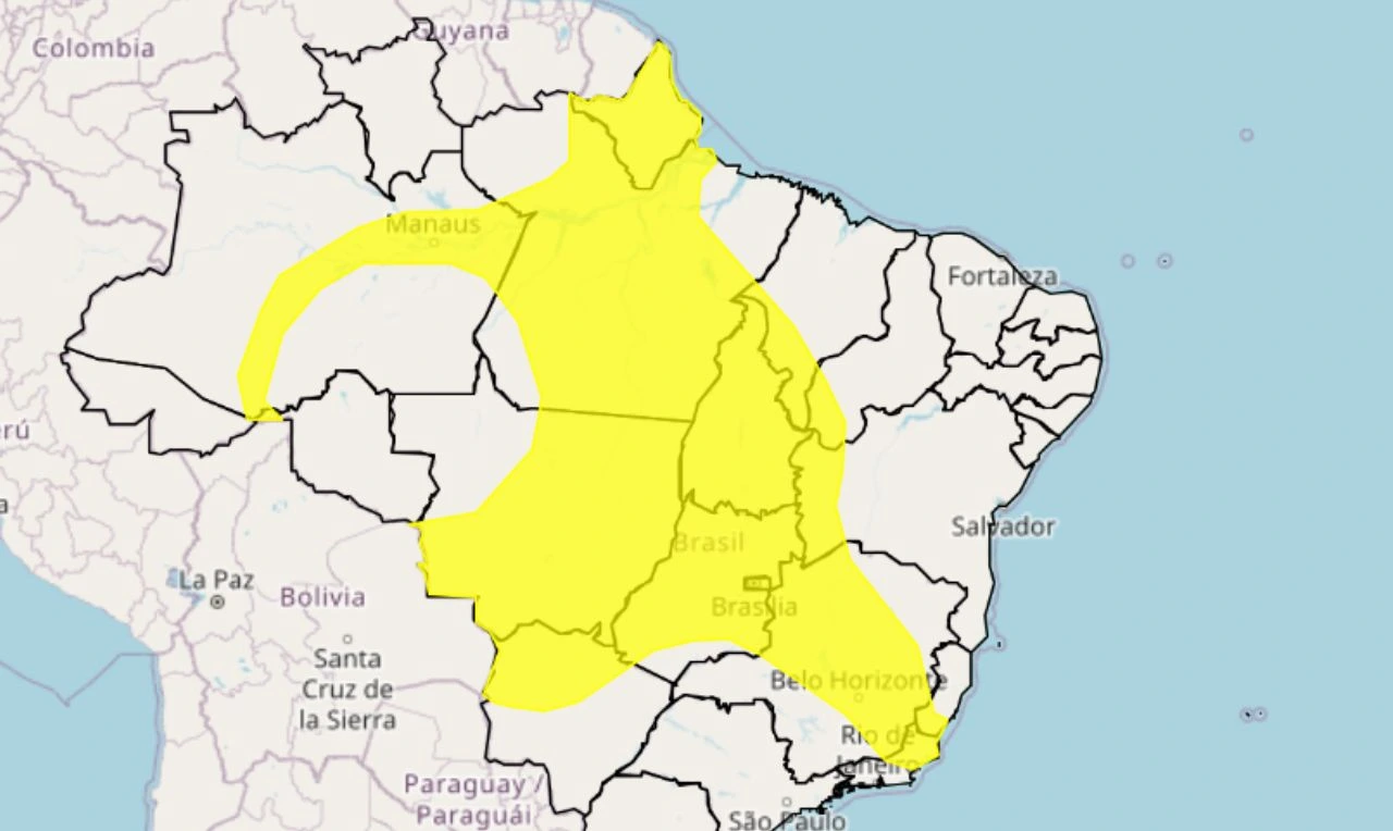 Trata-se de um alerta amarelo para chuvas intensas, ventania, e risco de queda de energia em grande parte do país