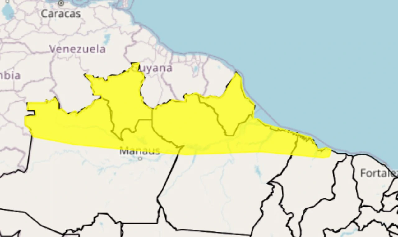 Trata-se de um alerta amarelo para chuvas intensas, ventania e risco de queda de árvores em partes do Norte e Nordeste