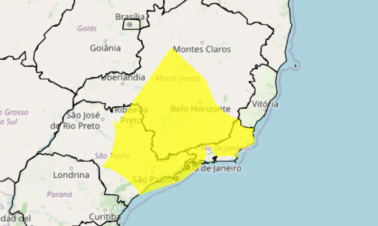 A imagem mostra as áreas em alerta para chuva e ventos intensos na região sudeste