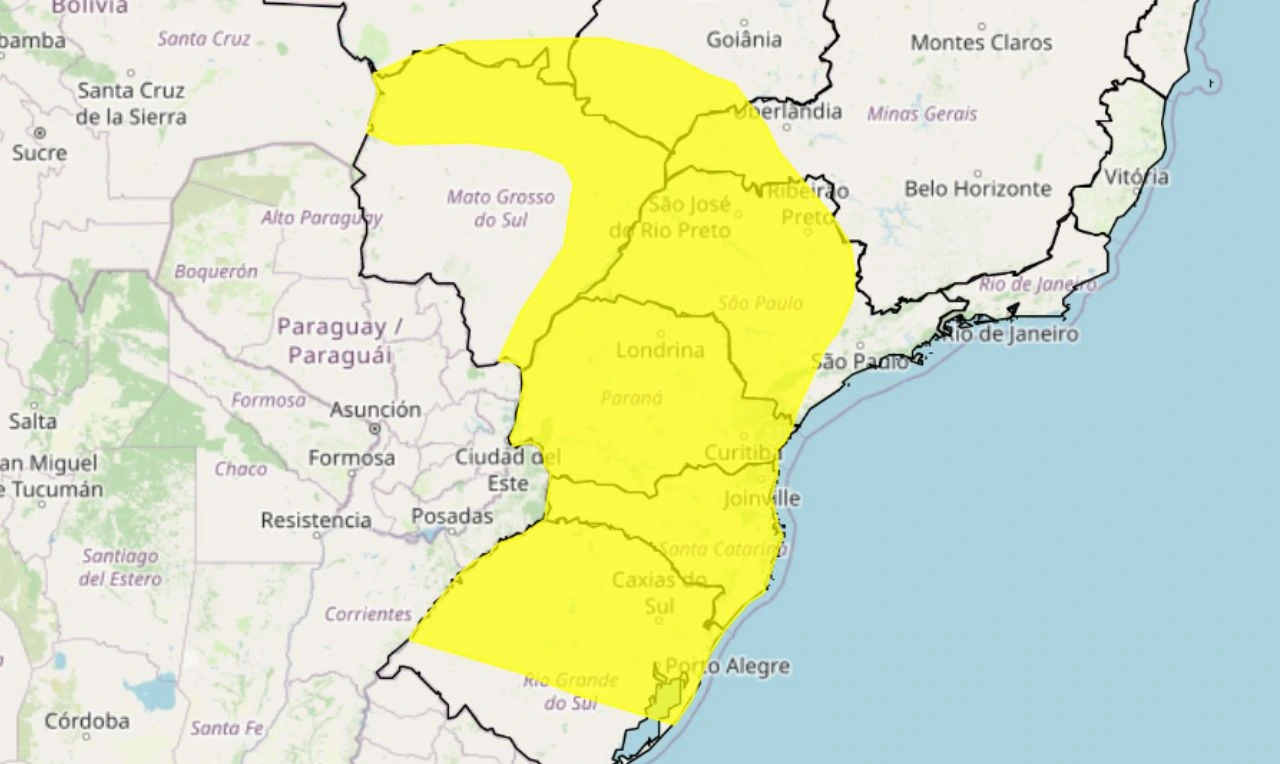Trata-se de um alerta amarelo para tempestade, ventania e granizo nas regiões Centro-Oeste, Sudeste e Sul
