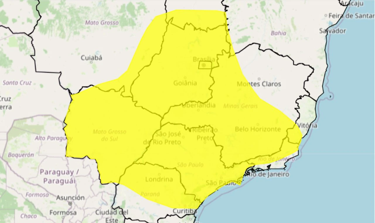 Trata-se de um alerta amarelo para tempestade, ventania e granizo em partes de todas as regiões brasileiras