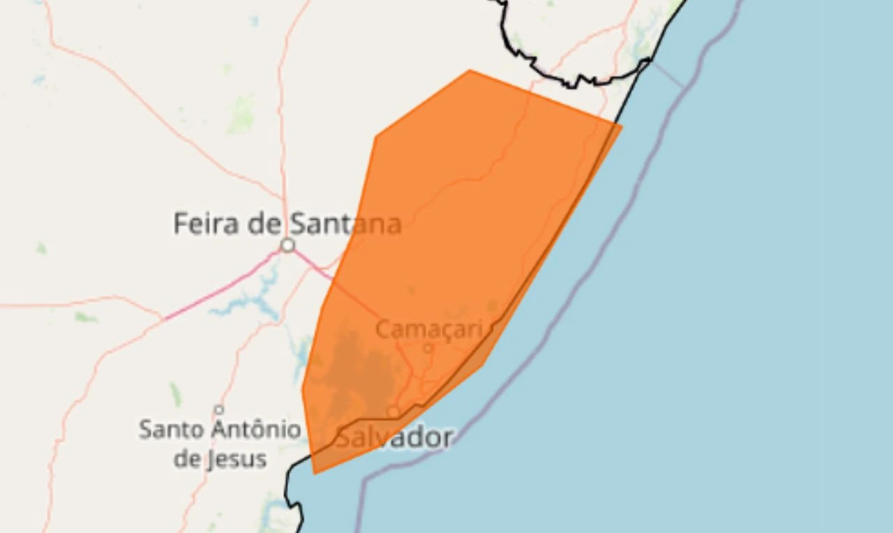 Trata-se de um alerta laranja para chuva intensa, ventania e risco de corte de energia em parte da Bahia
