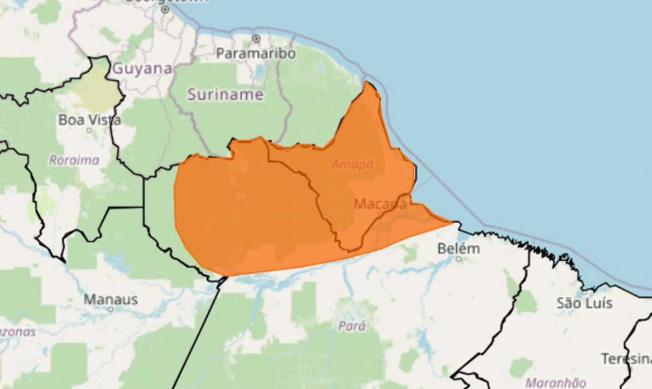 Trata-se de um alerta laranja para chuvas intensas e ventania no Norte do país