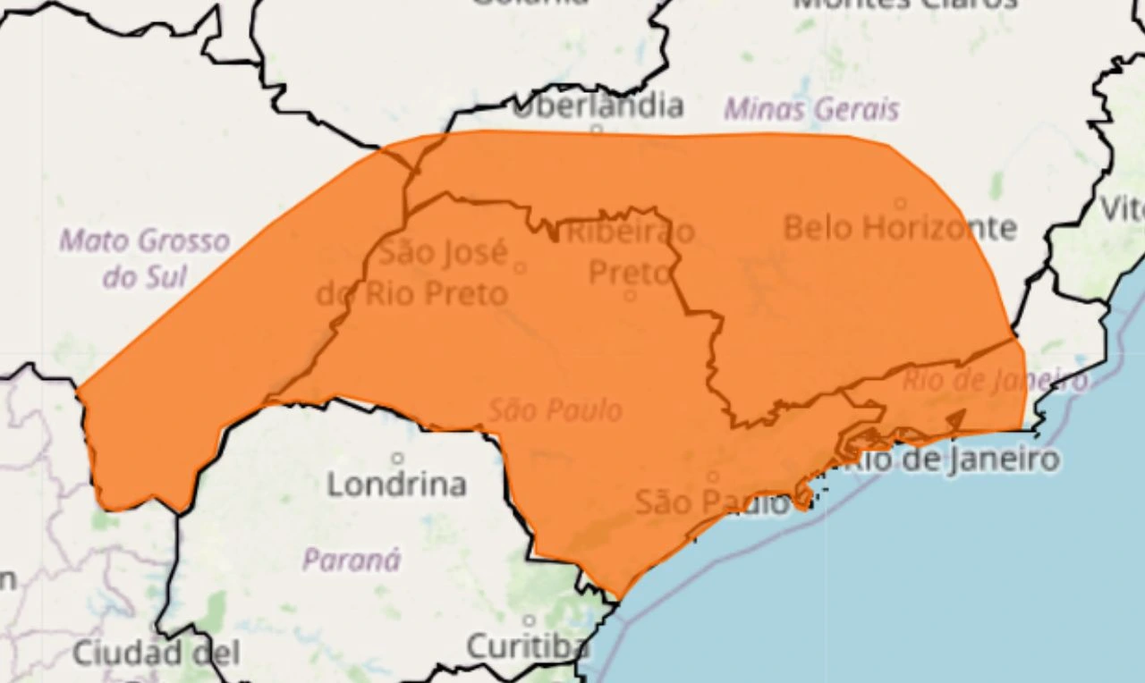 Trata-se de um alerta laranja para tempestade, ventania e granizo em partes das regiões Centro-Oeste, Sudeste e Sul 
