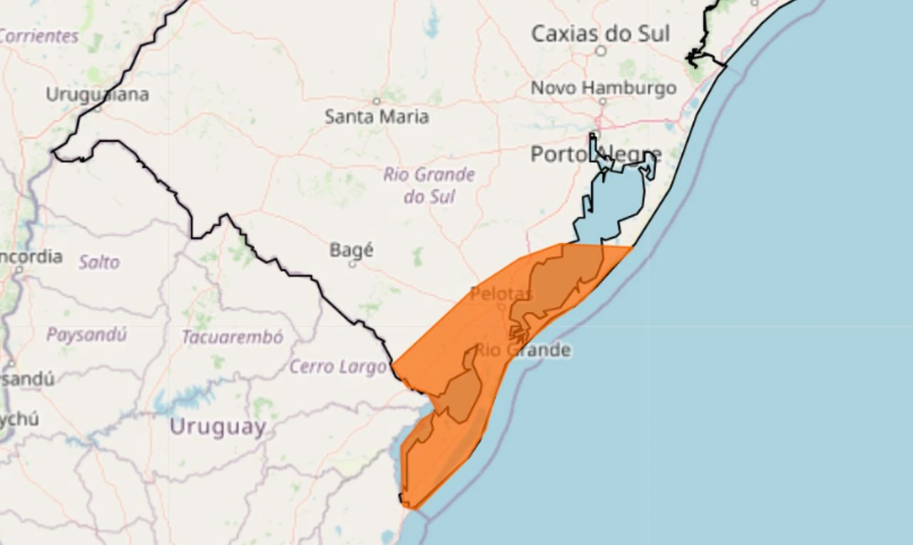 A imagem mostra um alerta laranja para tempestade, ventania e granizo em parte do sul