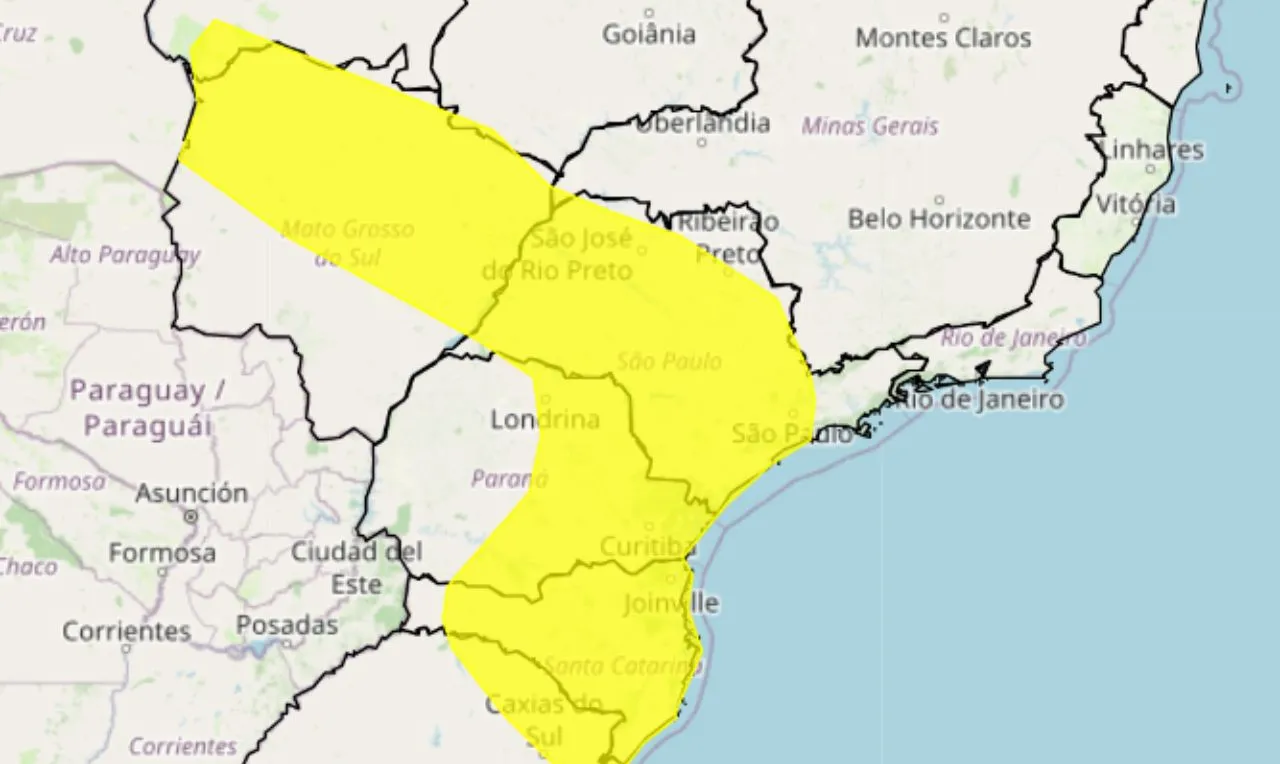 o mapa mostra as áreas em alerta para tempestade nessas regiões