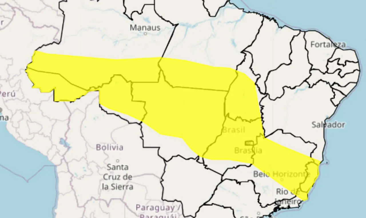 O mapa mostra as áreas em alerta para tempestade e chuva intensa