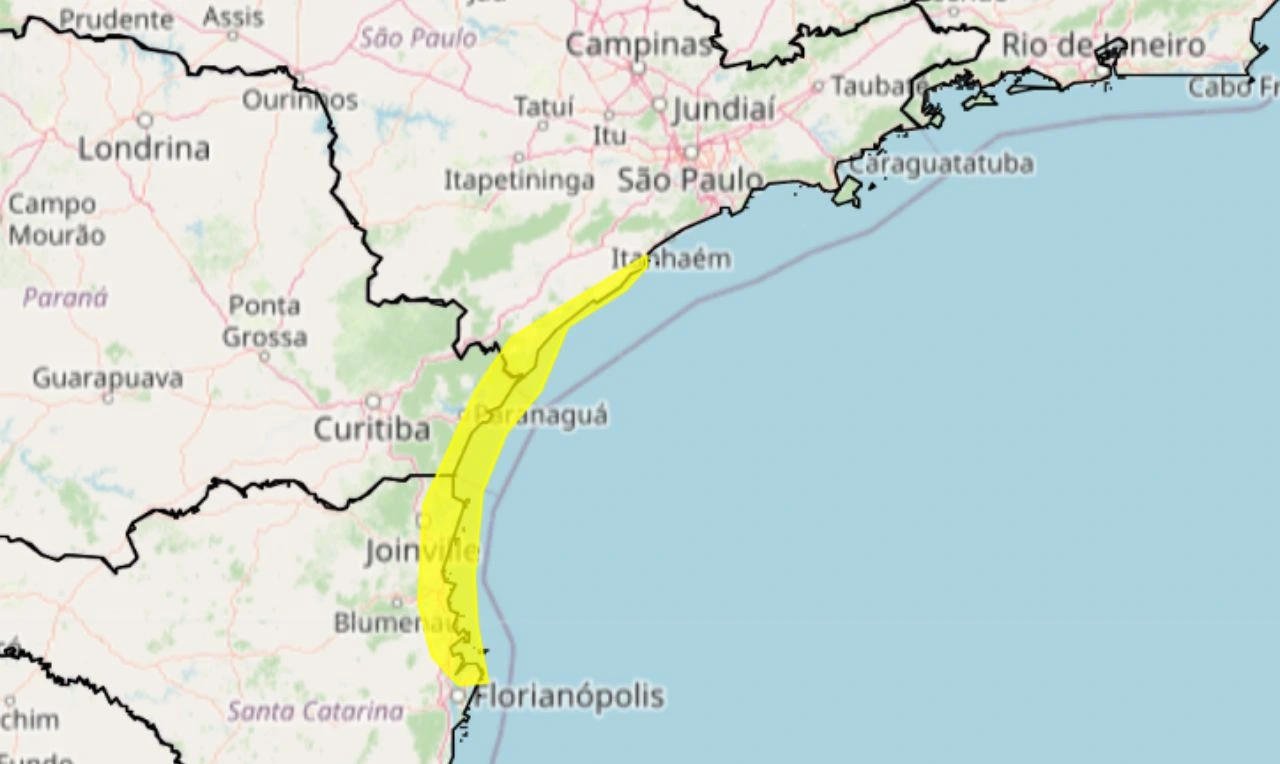 Alerta amarelo para acumulado de chuva no litoral do Paraná, Santa Catarina e São Paulo