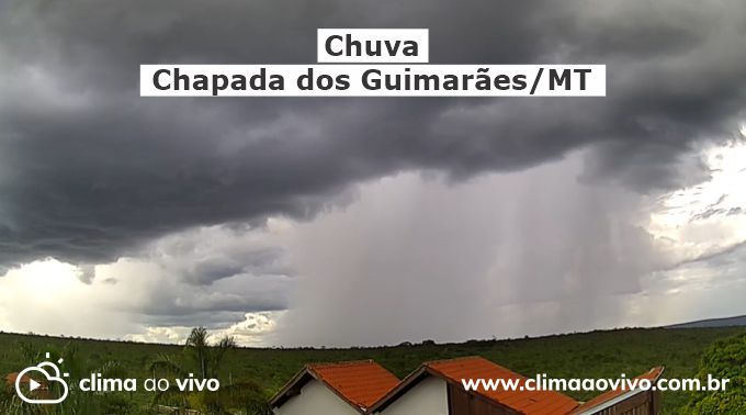 na imagem mostra a formação de chuva em Chapada dos Guimarães/MT