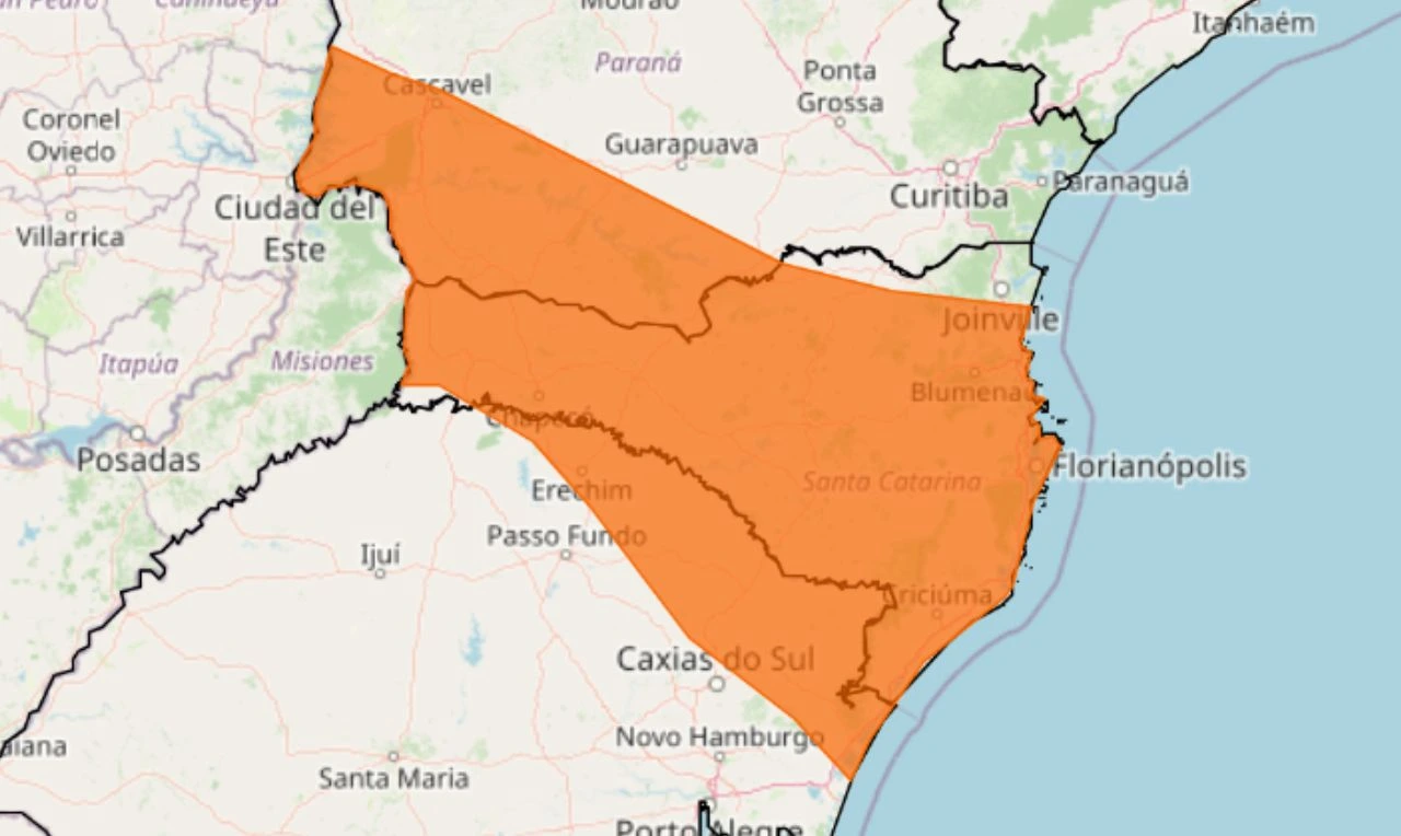 Trata-se de um alerta laranja para tempestade, ventania e granizo em parte da região Sul