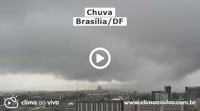 na imagem mostra o avanço de chuva sobre a cidade de Brasília, situada no Distrito Federal